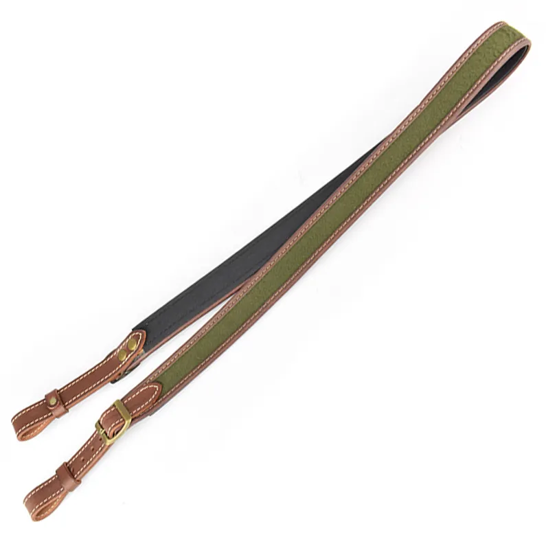 Curea arma piele maro brodat cu captuseala din cauciuc, interior loden verde, latime: 2.6 cm. , lungime: 108 cm., Milling
