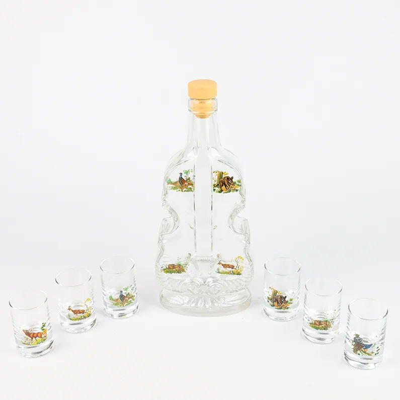 Set sticlă tip vioară 0.5L și 6 pahare 0.035L, motive vânătorești